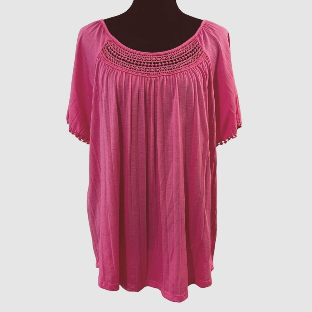 Kim Rogers Pink XL Soft Flowy Top Short Sleeves Lacy Cutout at Front Neck